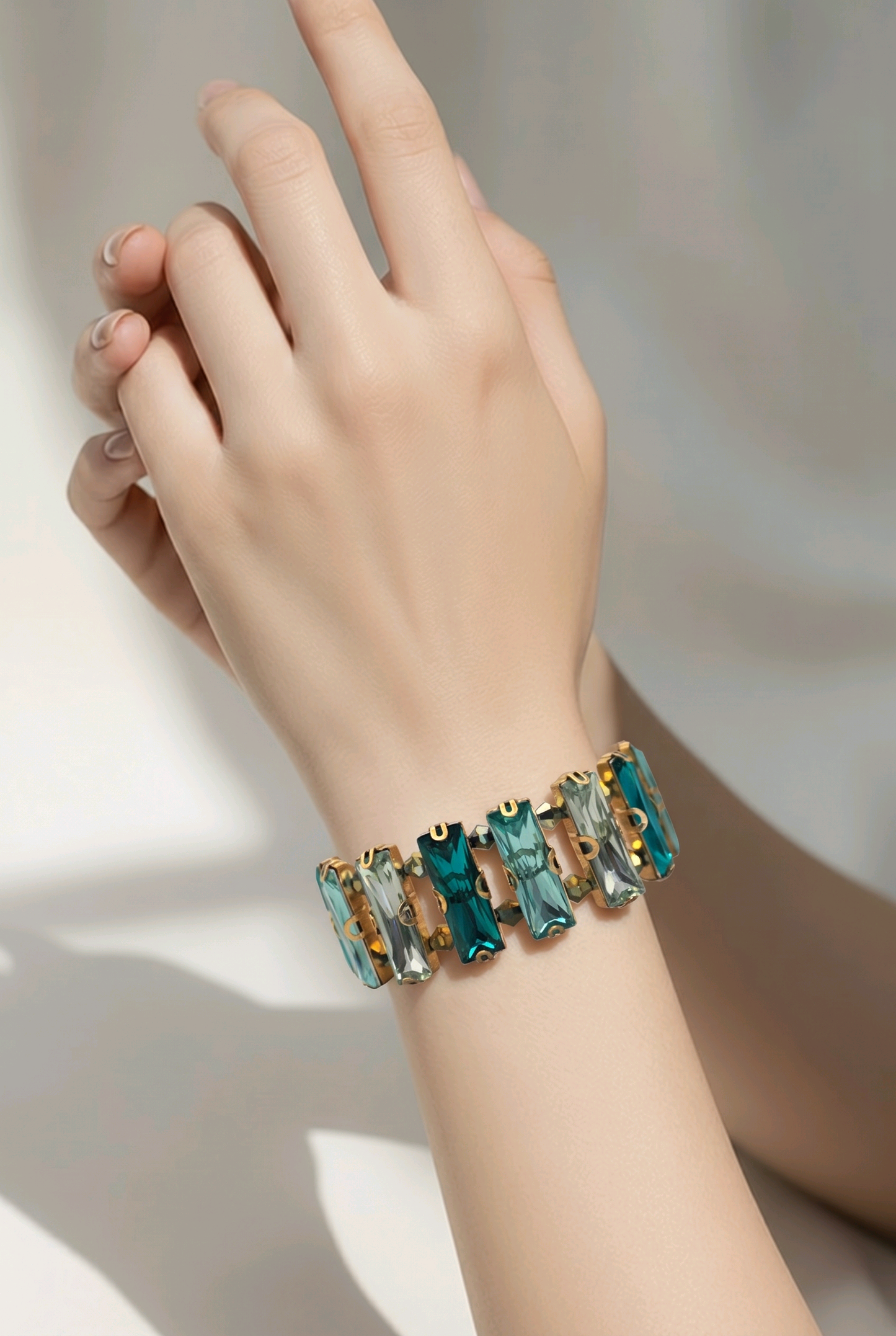 Ombré Crystal Stretch Bracelet | Blue Green Glass Crystals | Prom Bracelet | Statement Bracelet | Handmade