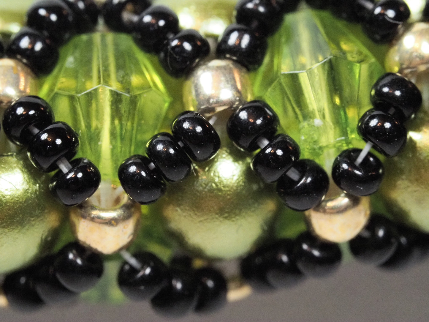 Black Agate and Peridot Green Crystal Choker | Tibetan Gold Beads | Memory Wire | Handmade Statement Necklaceen necklace