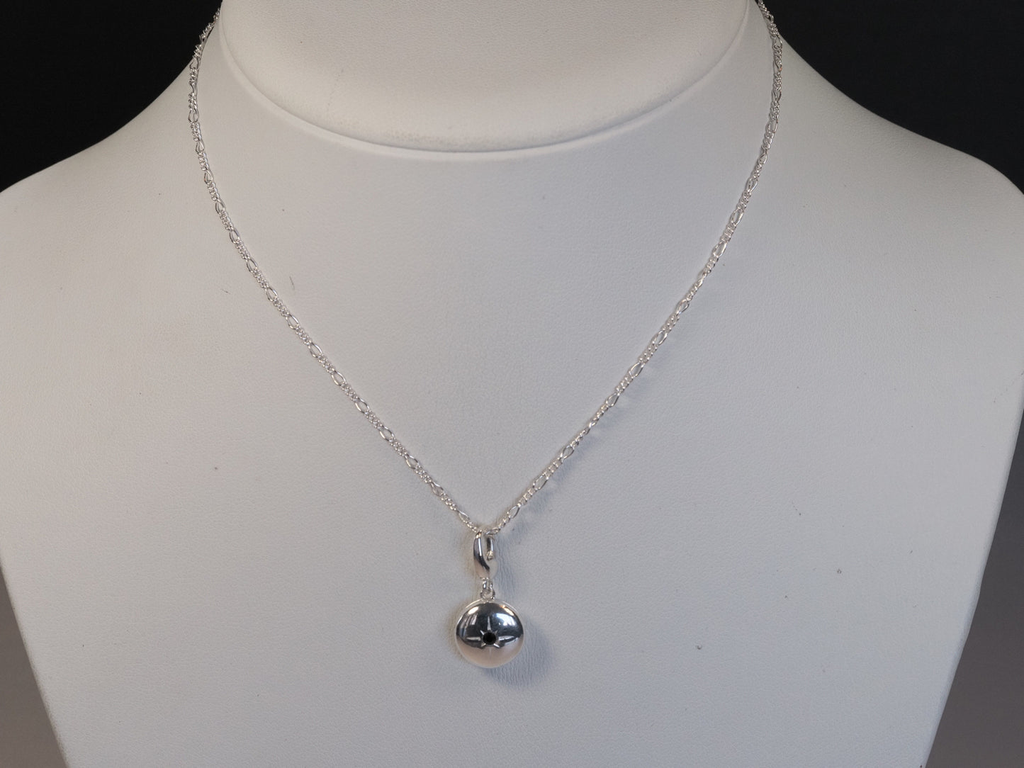 Sterling Silver Round Locket Necklace | Black Spinel Star Set | 925 Silver Figaro Chain | 18 Inch |&nbsp;